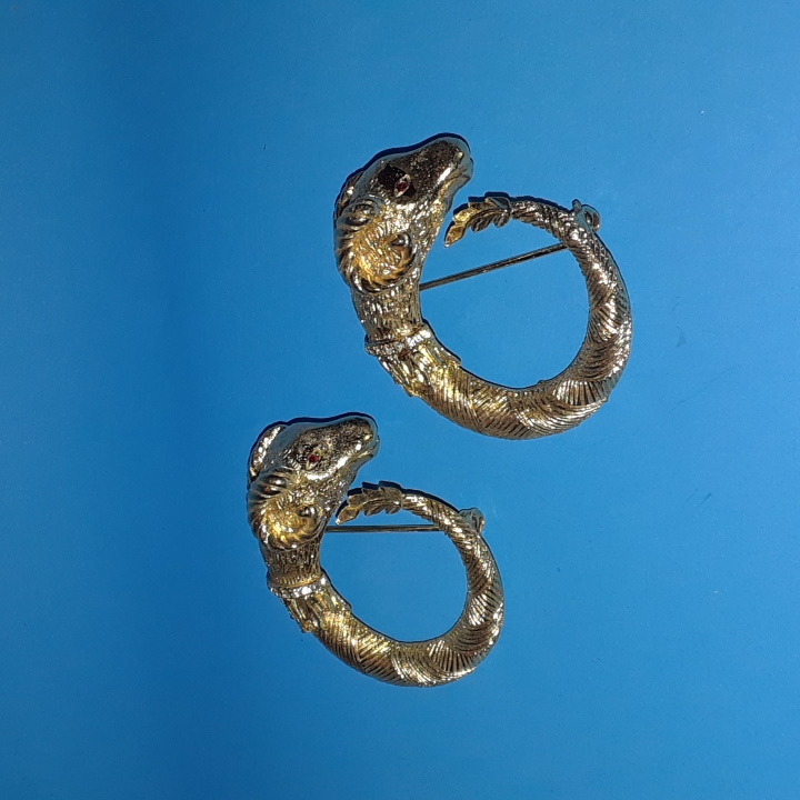 2 Vintage Gold Plated Ram Brooches 25$